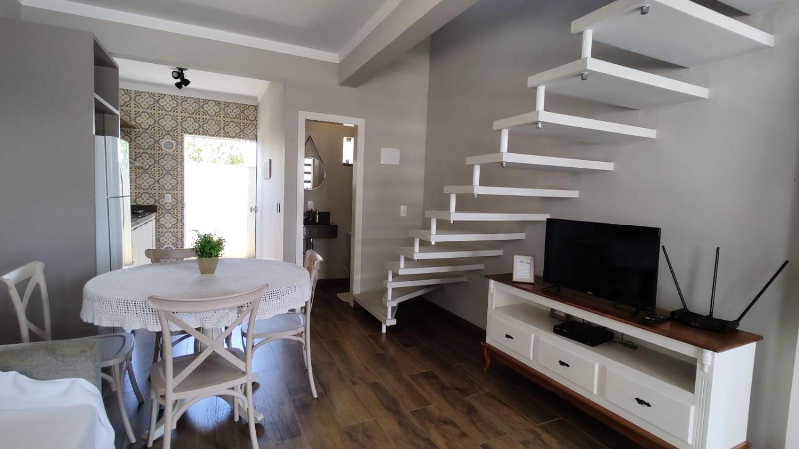 Excelente Sobrado Confortavel No Centro De Tijucas Proximo As Praias Exteriér fotografie
